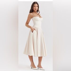 House of CB Samaria in vintage cream
